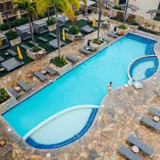 embassy suites hilton waikiki