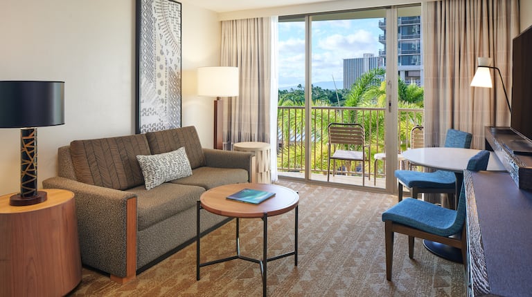 embassy suites honolulu