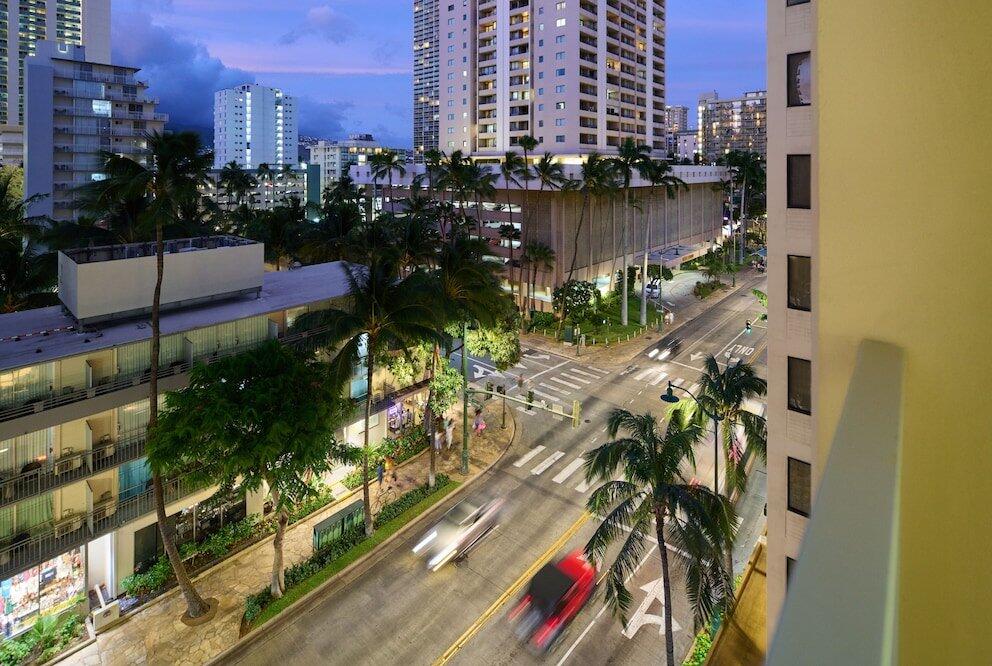 waikiki malia
