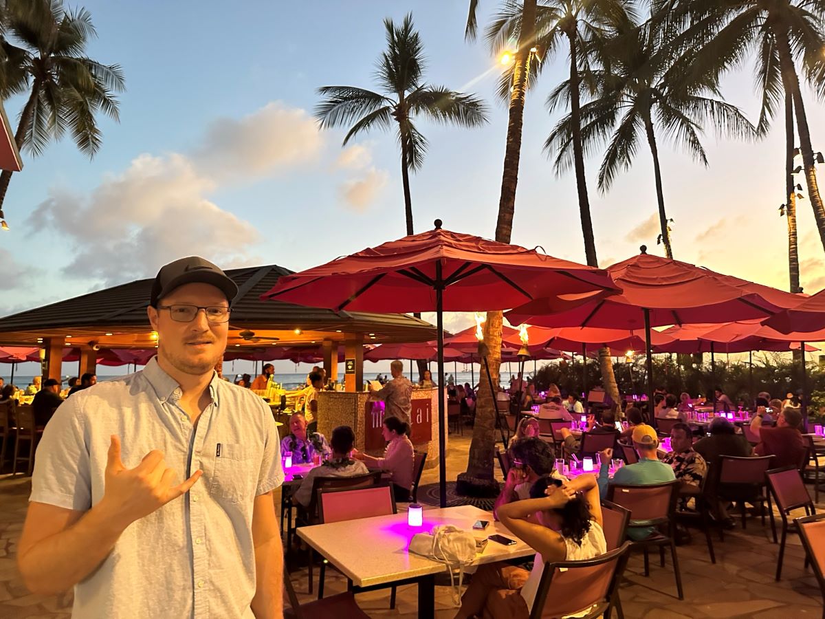 best bar in waikiki